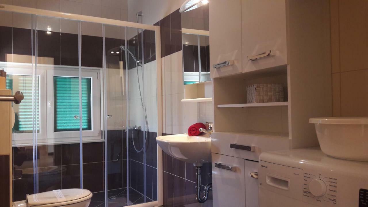 Apartment Anakatarina Трогір Екстер'єр фото