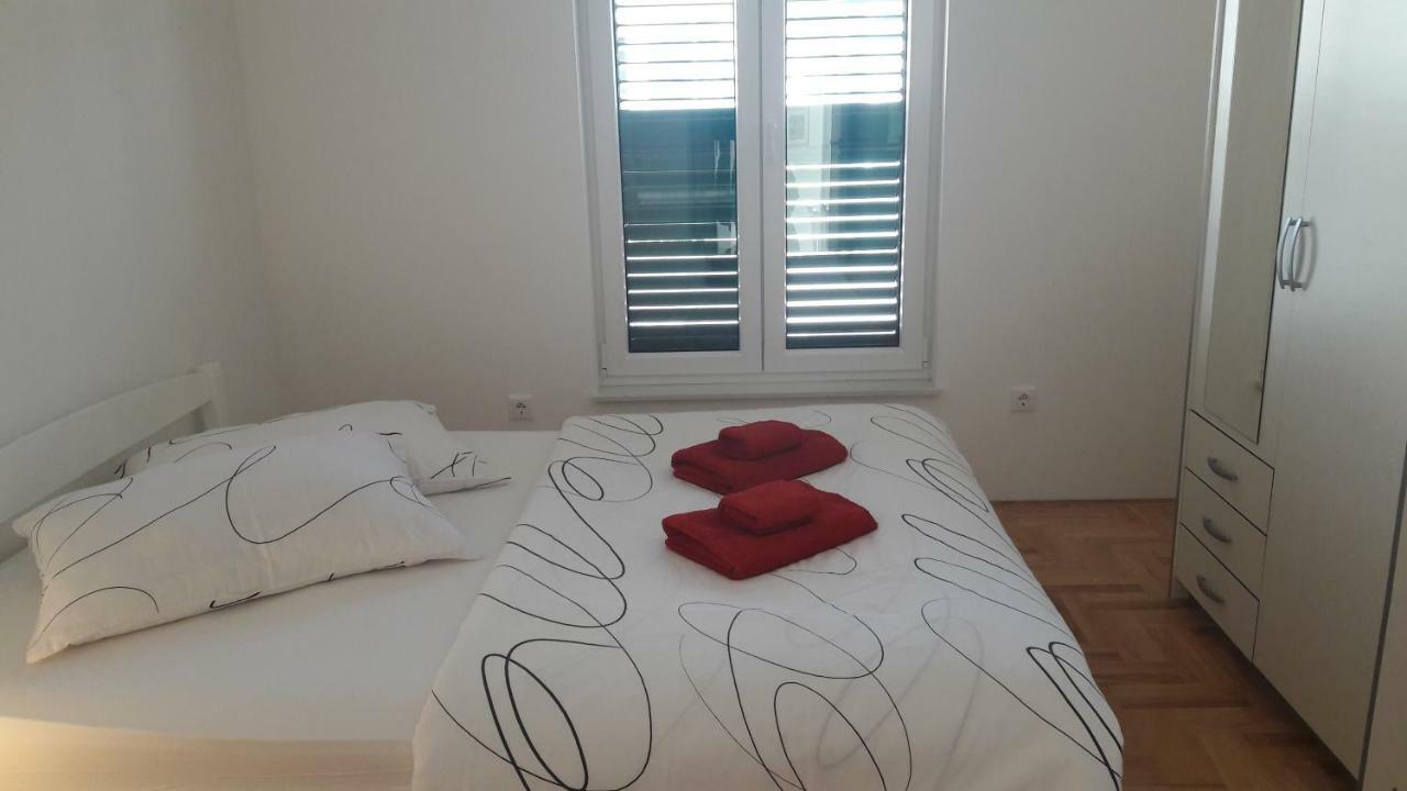Apartment Anakatarina Трогір Екстер'єр фото